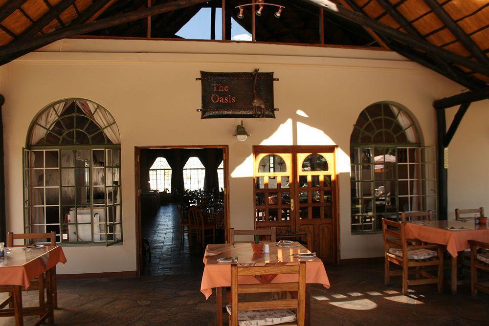 Oshakati Country Hotel Exterior foto